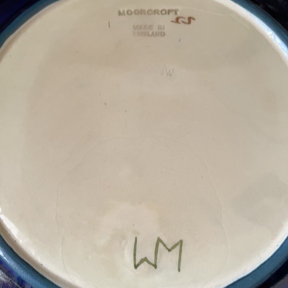 Rare Moorcroft Blue Finches English decorative art pottery plate, signed, 1991 - Picture 7 of 9